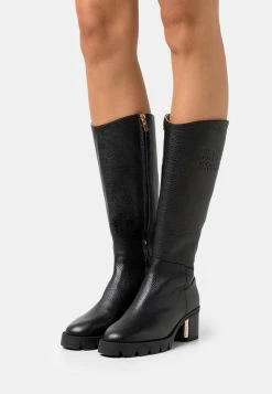 Brand new 🎁 Coach CINDY BOOT - Platform 🥾 Boots - Black 😉