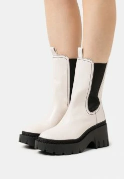 Cheapest 🥰 Coach ALEXA BOOTIE - Platform 🥾 Boots - Chalk/black 🎁