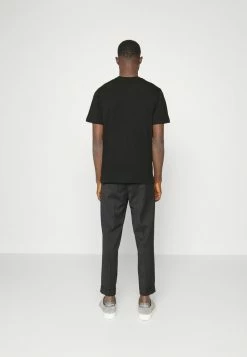 Discount 🌟 Coach EVERGREEN HORSE AND CARRIAGE - Print T-shirt - Black 🥰 -Coach Sales 3b3a3a64ff1549a8b0a50c6bb5a631f5