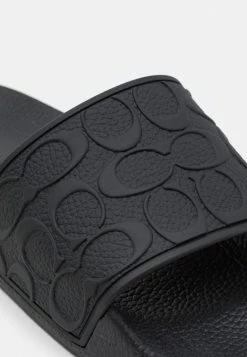 Discount 😀 Coach SIGNATURE POOL SLIDE - Pool Slides - Black ❤️ -Coach Sales 47fa2ae47c7743e48f47d56a76ab204d