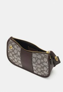 Deals 👍 Coach ORIGINALS SIGNATURE SWINGER - 👜 Handbag - Oak Maple ⭐ -Coach Sales 4ec2db3b110940d28fc0105fde3ba670