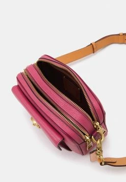 New ⭐ Coach WILLOW CAMERA ADJUSTABLE CROSSBODY - Across Body Bag - Rouge Multi 🧨 -Coach Sales 5dcb87d985f842eba68fce208d2fe188