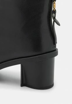 Flash Sale 🥰 Coach GABI BOOTIE - Classic Ankle 🥾 Boots - Black 😀 13 Flash Sale 🥰 Coach GABI BOOTIE - Classic Ankle 🥾 Boots - Black 😀 -Coach Sales 772cd776defc4b59b99e16b1fc0401d2