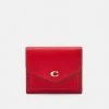 Flash Sale ✔️ Coach CROSSGRAIN SMALL WALLET - Wallet - Sport Red 🔥