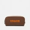 Flash Sale 🎁 TRAVEL KIT IN PEBBLE WITH COACH BRANDING - Travel Accessory - Dark Saddle/canyon 🛒