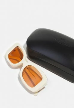 Cheap ๐ Coach ๐ Sunglasses - Opaque White ๐ 8 Cheap ๐ Coach ๐ Sunglasses - Opaque White ๐ -Coach Sales 91ce2760e9ae41c881adf34e8681d089