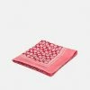 Wholesale 😉 Coach VINTAGE SIGNATURE C PRINTED SQUARE - Foulard - Coral ⭐