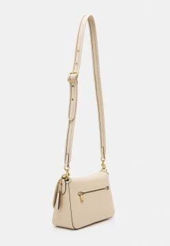 Best deal 🌟 Coach SOFT TABBY SHOULDER BAG - 👜 Handbag - Ivory 🔥 -Coach Sales abf9ec441d784b2c8aecb757437331b3
