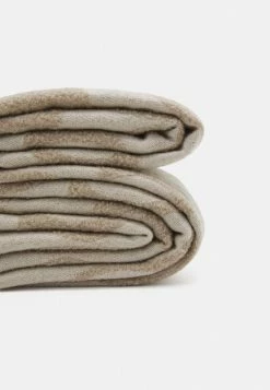 Coupon 😉 Coach REVERSIBLE MUFFLER - Foulard - Chalk Taupe ⭐ -Coach Sales b4f9077b648c469f8ea1ff6d5ed0ed6f