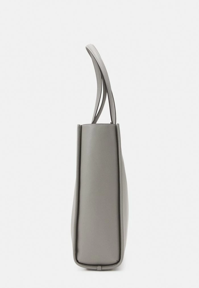 Best reviews of โจ Coach SOFT TABBY TOTE - Tote Bag - Dove Grey ๐ฏ 4 Best reviews of โจ Coach SOFT TABBY TOTE - Tote Bag - Dove Grey ๐ฏ - Image 4