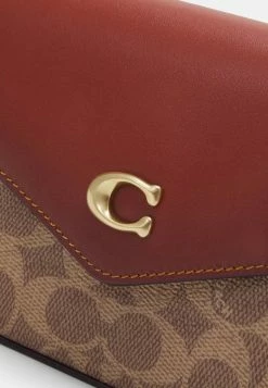 Deals 😀 Coach SIGNATURE CROSSBODY - Across Body Bag - Tan/rust 🤩 -Coach Sales d0b16dc444c8490c8040c78a362b0e36