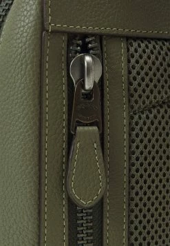 Buy ๐ Coach GOTHAM PACK SIGNATURE PEBBLE UNISEX - Across Body Bag - Army Green/key Lime โ 9 Buy ๐ Coach GOTHAM PACK SIGNATURE PEBBLE UNISEX - Across Body Bag - Army Green/key Lime โ -Coach Sales d6f77fe5ffcd40228358fa5560b31e97