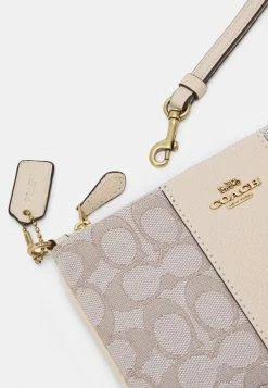 Outlet 😀 Coach SIGNATURE SMALL WRISTLET - Wallet - Stone Ivory 😍 -Coach Sales f0afa519e3cd42a2a6c0ed8fe319a43f